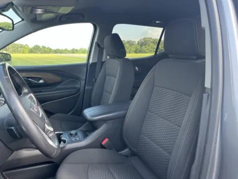 More photos of 2020 GMC Terrain SLE at Taylor Automotive, TN