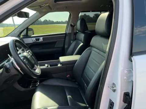 More photos of 2024 Hyundai Santa Fe Limited at Taylor Automotive, TN