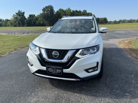 White 2019 Nissan Rogue SL for sale in Martin, TN