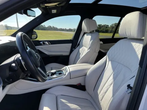 More photos of 2024 BMW X5 xDrive40i at Taylor Automotive, TN