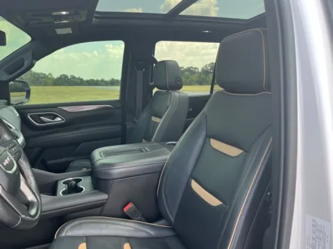 More photos of 2021 GMC Yukon AT4 at Taylor Automotive, TN