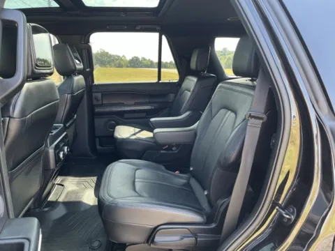 More photos of 2019 Ford Expedition Limited at Taylor Automotive, TN