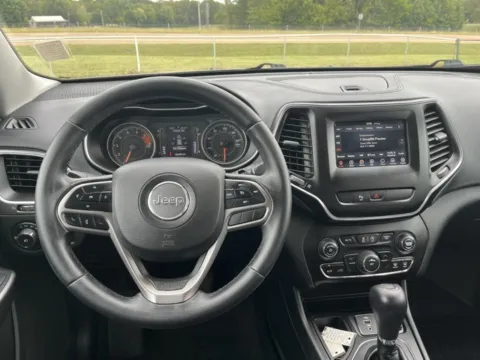 Another view of 2019 Jeep Cherokee Latitude Plus for sale in Martin, TN at Taylor Automotive