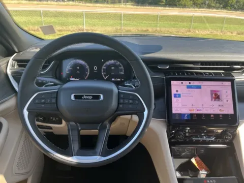 Another view of 2025 Jeep Grand Cherokee Limited for sale in Martin, TN at Taylor Automotive