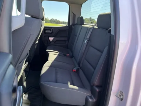 More photos of 2019 Chevrolet Silverado 1500 LD LT at Taylor Automotive, TN