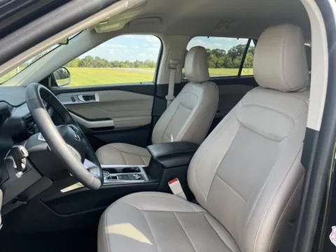 More photos of 2024 Ford Explorer Limited at Taylor Automotive, TN