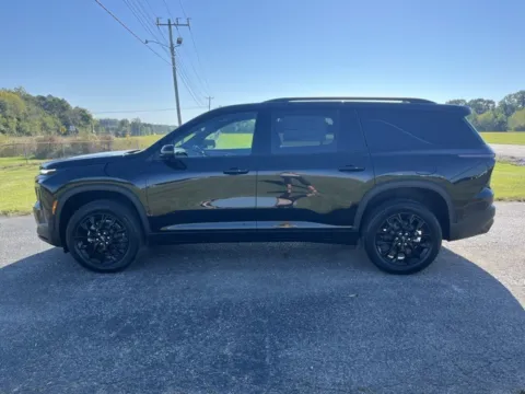 Photos of 2026 Chevrolet Traverse LT for sale in Martin, TN at Taylor Automotive