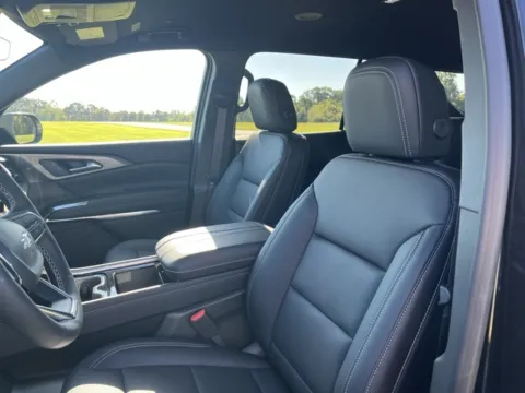 More photos of 2026 Chevrolet Traverse LT at Taylor Automotive, TN