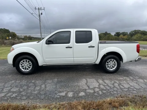 Photos of 2019 Nissan Frontier SV for sale in Martin, TN at Taylor Automotive