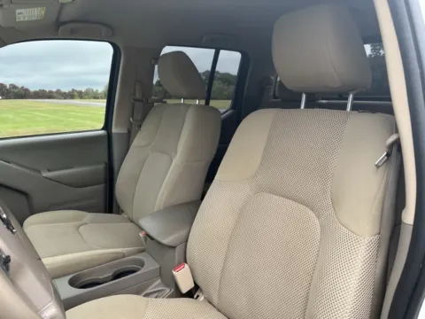 More photos of 2019 Nissan Frontier SV at Taylor Automotive, TN