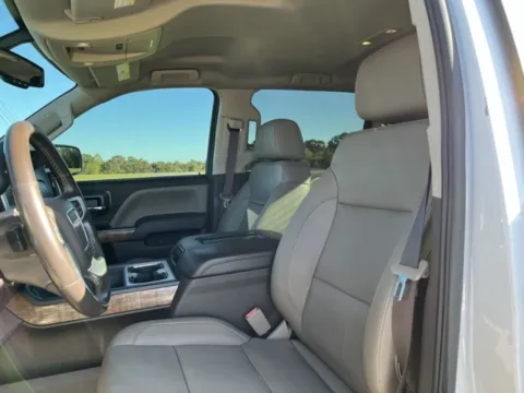 More photos of 2018 GMC Sierra 1500 SLT at Taylor Automotive, TN