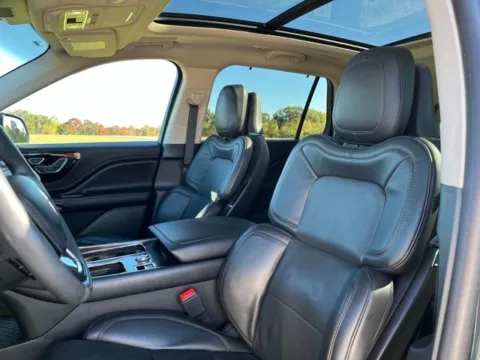More photos of 2024 Lincoln Aviator Reserve at Taylor Automotive, TN