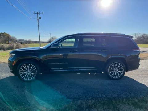 Photos of 2021 Jeep Grand Cherokee L Summit for sale in Martin, TN at Taylor Automotive