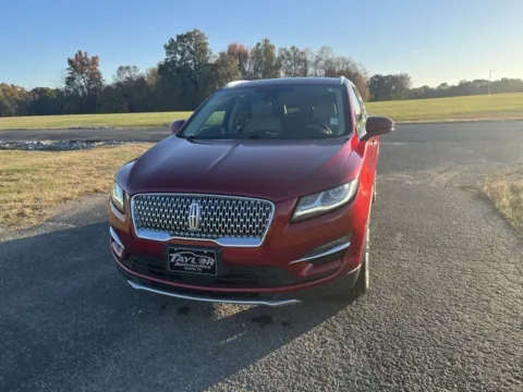 Red 2019 Lincoln MKC Reserve for sale in Martin, TN