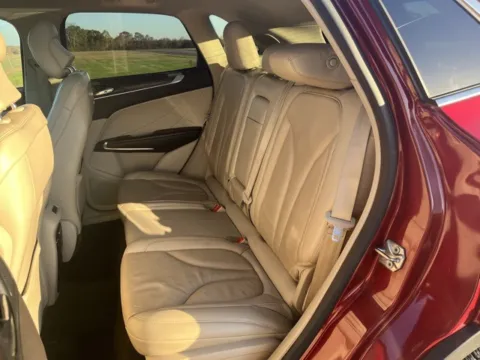 More photos of 2019 Lincoln MKC Reserve at Taylor Automotive, TN