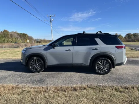 Photos of 2022 Nissan Pathfinder SL for sale in Martin, TN at Taylor Automotive