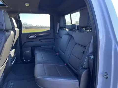 More photos of 2023 GMC Sierra 1500 Denali at Taylor Automotive, TN