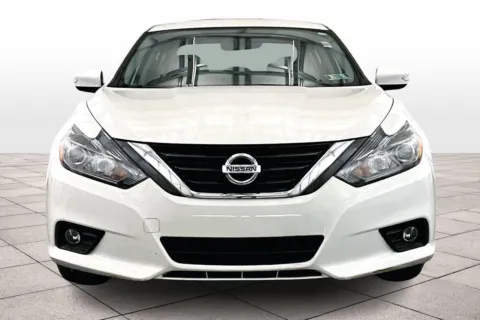 Another view of 2018 Nissan Altima 2.5 SL for sale in Dillsburg, PA at Bob Ruth Ford Dillsburg