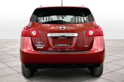 More photos of 2014 Nissan Rogue Select S at Bob Ruth Ford Dillsburg, PA