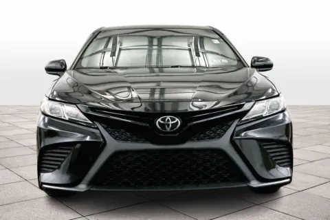 More photos of 2019 Toyota Camry SE at Bob Ruth Ford Dillsburg, PA