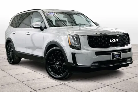 Photos of 2022 Kia Telluride SX for sale in Dillsburg, PA at Bob Ruth Ford Dillsburg