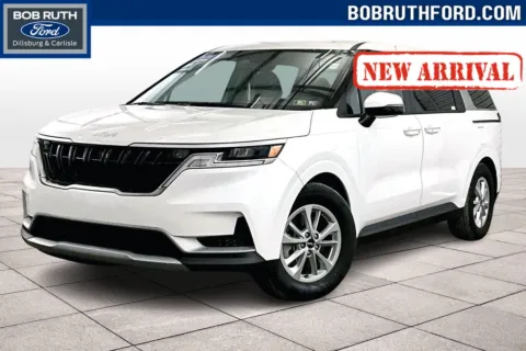 White 2024 Kia Carnival LX for sale in Dillsburg, PA