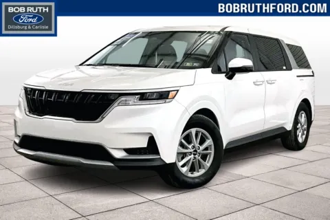 White 2024 Kia Carnival LX for sale in Dillsburg, PA