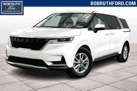 White 2024 Kia Carnival LX for sale in Dillsburg, PA