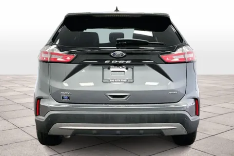 More photos of 2022 Ford Edge SEL at Bob Ruth Ford Dillsburg, PA