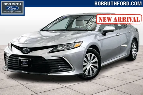 Silver 2021 Toyota Camry Hybrid LE for sale in Dillsburg, PA