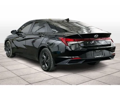 More photos of 2023 Hyundai Elantra SEL at Bob Ruth Ford Dillsburg, PA