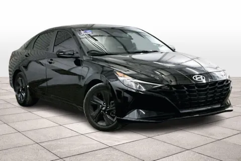 Photos of 2023 Hyundai Elantra SEL for sale in Dillsburg, PA at Bob Ruth Ford Dillsburg