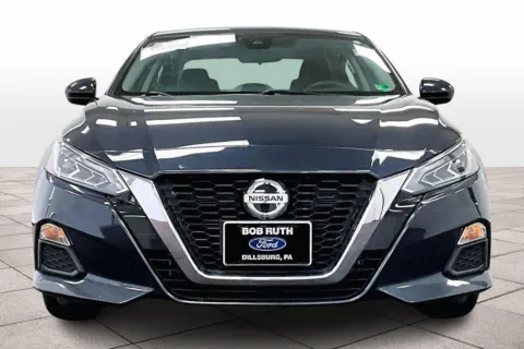 Another view of 2022 Nissan Altima 2.5 SV for sale in Dillsburg, PA at Bob Ruth Ford Dillsburg