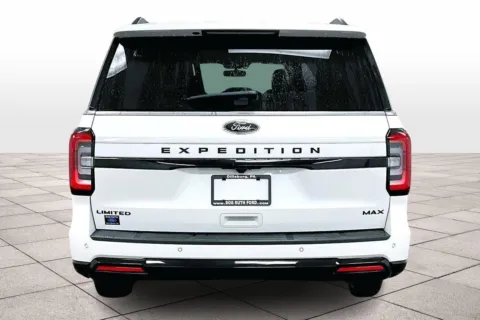 More photos of 2022 Ford Expedition Max Limited at Bob Ruth Ford Dillsburg, PA