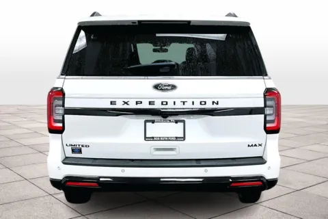 More photos of 2022 Ford Expedition Max Limited at Bob Ruth Ford Dillsburg, PA
