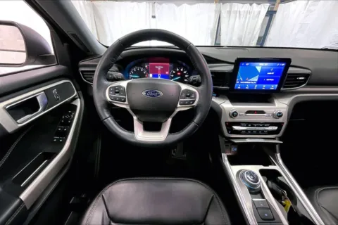 More photos of 2022 Ford Explorer XLT at Bob Ruth Ford Dillsburg, PA
