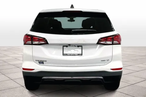 More photos of 2022 Chevrolet Equinox LT at Bob Ruth Ford Dillsburg, PA