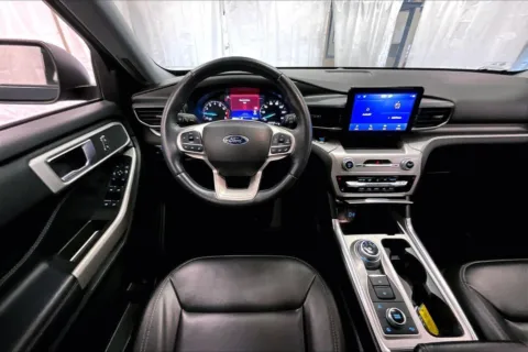 More photos of 2022 Ford Explorer XLT at Bob Ruth Ford Dillsburg, PA