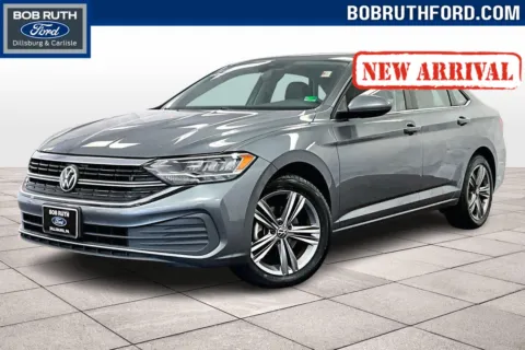 Gray 2022 Volkswagen Jetta SE for sale in Dillsburg, PA