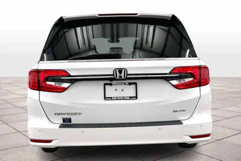 More photos of 2022 Honda Odyssey Elite at Bob Ruth Ford Dillsburg, PA