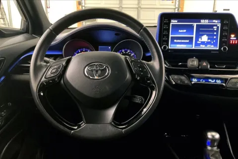 More photos of 2022 Toyota C-HR XLE at Bob Ruth Ford Dillsburg, PA