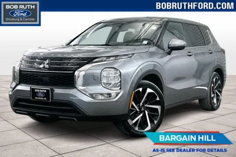 Silver 2022 Mitsubishi Outlander SE for sale in Dillsburg, PA