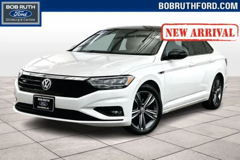 White 2020 Volkswagen Jetta R-Line for sale in Dillsburg, PA