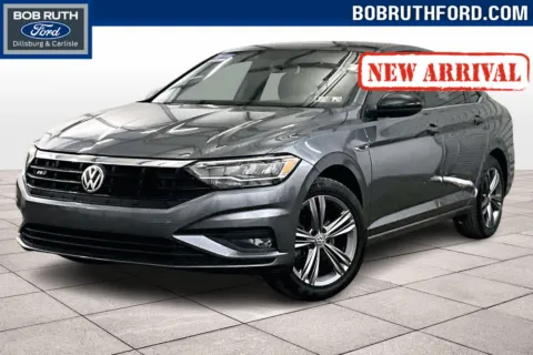 Gray 2019 Volkswagen Jetta R-Line for sale in Dillsburg, PA