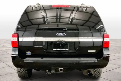 More photos of 2017 Ford Expedition XLT at Bob Ruth Ford Dillsburg, PA