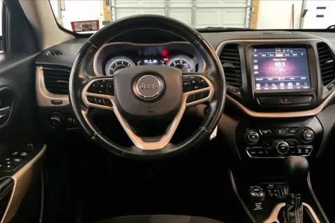 More photos of 2017 Jeep Cherokee Latitude at Bob Ruth Ford Dillsburg, PA