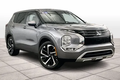 Photos of 2022 Mitsubishi Outlander SE for sale in Dillsburg, PA at Bob Ruth Ford Dillsburg