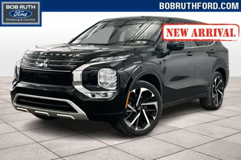 Black 2023 Mitsubishi Outlander SE for sale in Dillsburg, PA