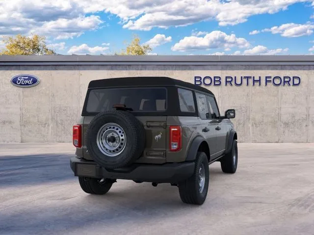 2025 Ford Bronco 4-Door Base - Photo 8