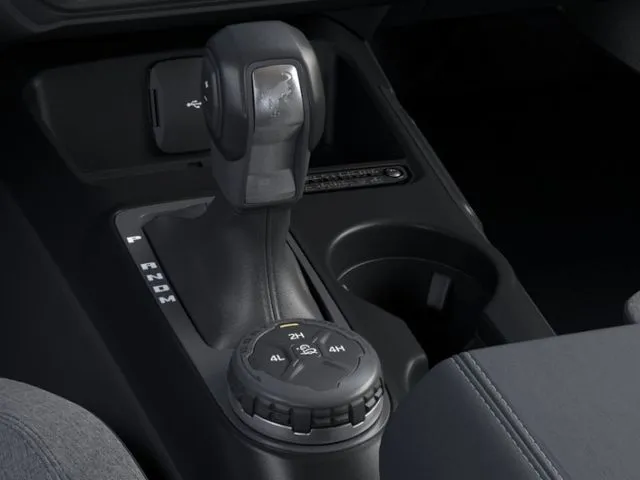 2025 Ford Bronco 4-Door Base - Photo 17